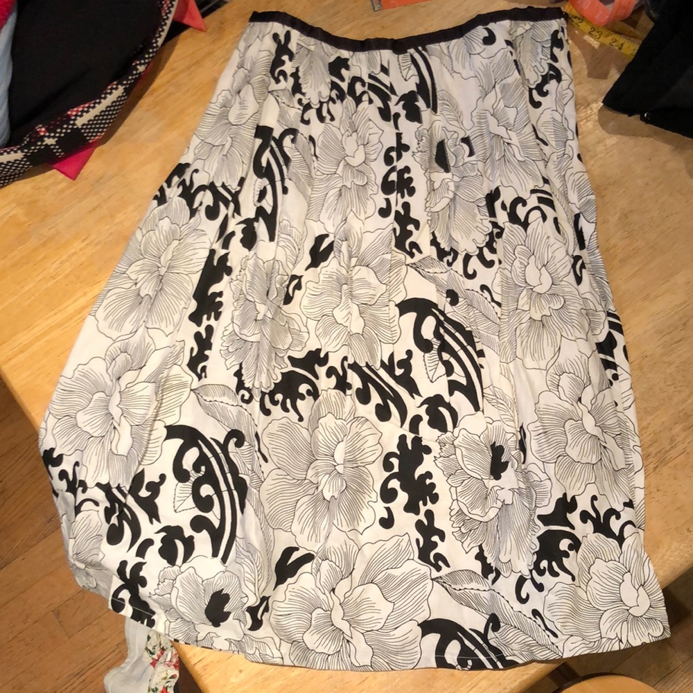 Spiegel black/white floral print gathered a-line skirt